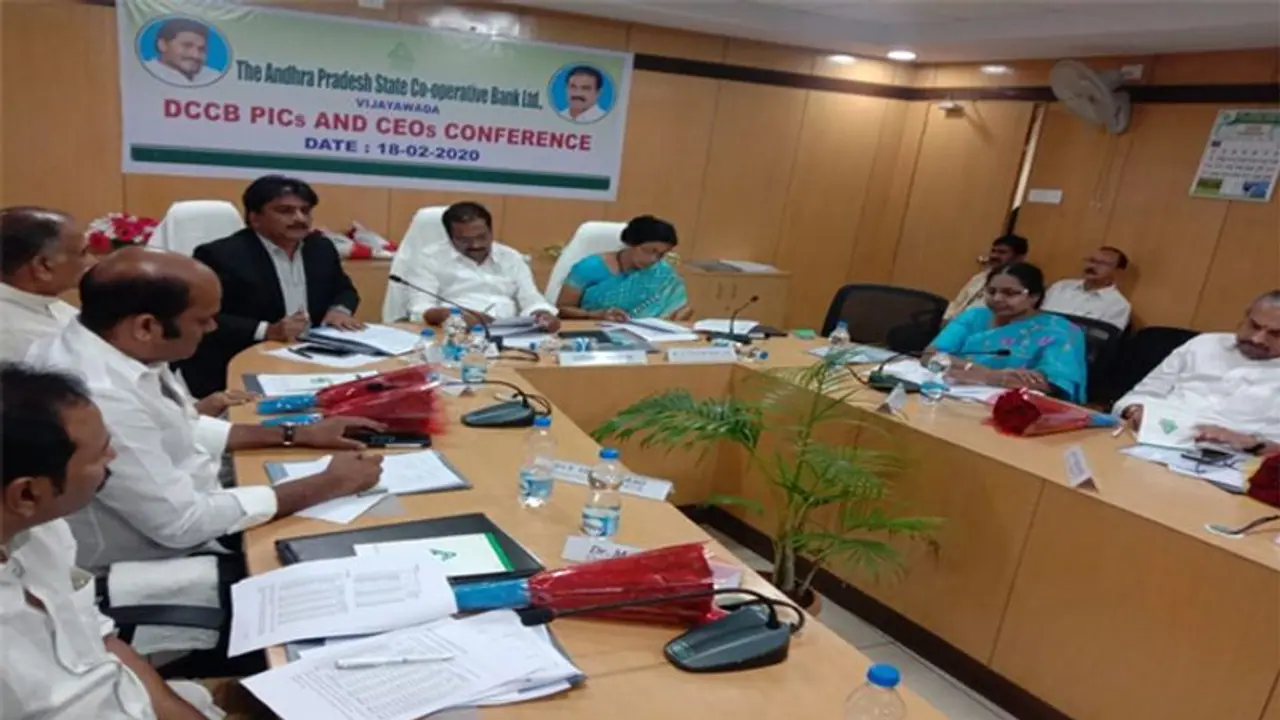 మంత్రి కన్నబాబు అసంతృప్తి... ఆ శాఖాధికారులకు కీలక ఆదేశాలు మంత్రి కన్నబాబు అసంతృప్తి... ఆ శాఖాధికారులకు కీలక ఆదేశాలు