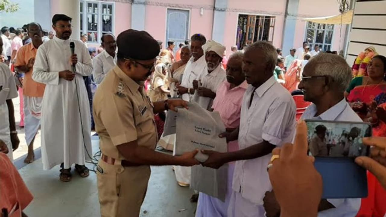 പ്ലാസ്റ്റിക് വിമുക്ത സന്ദേശവുമായി ഹൈറേഞ്ചിലെ ഈ പള്ളിപ്പെരുന്നാള് പ്ലാസ്റ്റിക് വിമുക്ത സന്ദേശവുമായി ഹൈറേഞ്ചിലെ ഈ പള്ളിപ്പെരുന്നാള്