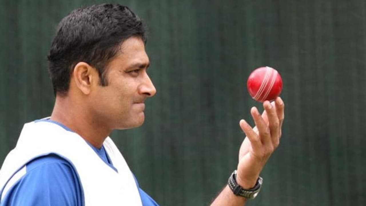 IPL 2020: Kings XI Punjab coach Anil Kumble reveals how he bowled with ‘bent elbow, chucked’ IPL 2020: Kings XI Punjab coach Anil Kumble reveals how he bowled with ‘bent elbow, chucked’