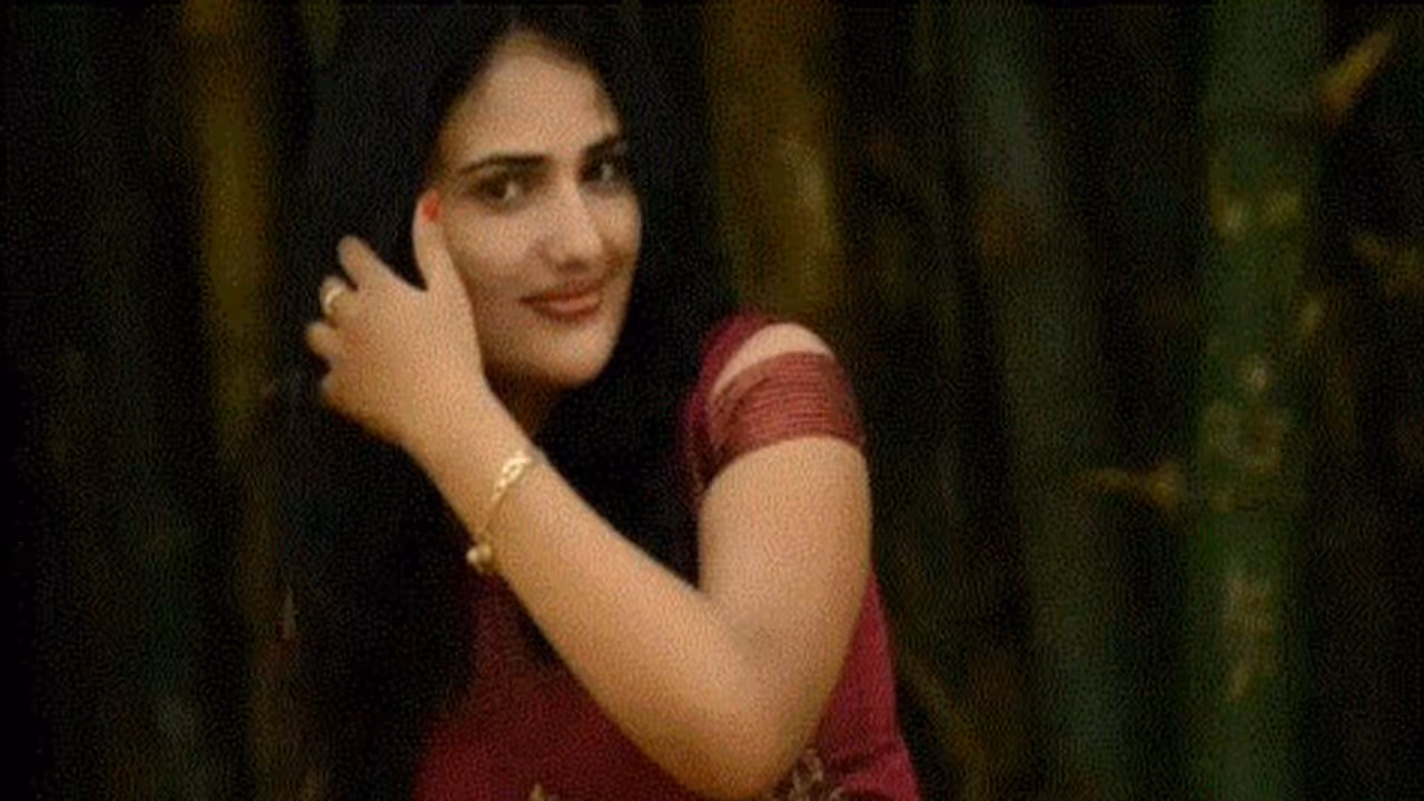 আত্মহত্যা করলেন প্লেব্যাক শিল্পী, সুইসাইড নোটে লিখে গেলেন স্বামীর নাম আত্মহত্যা করলেন প্লেব্যাক শিল্পী, সুইসাইড নোটে লিখে গেলেন স্বামীর নাম