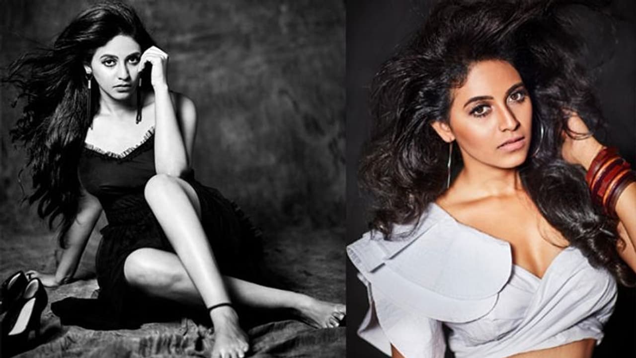 கோடி ரூபாய் சம்பளத்துக்காக... அப்பா வயது நடிகருடன் டூயட் பாட ஓகே சொன்ன அஞ்சலி...! கோடி ரூபாய் சம்பளத்துக்காக... அப்பா வயது நடிகருடன் டூயட் பாட ஓகே சொன்ன அஞ்சலி...!