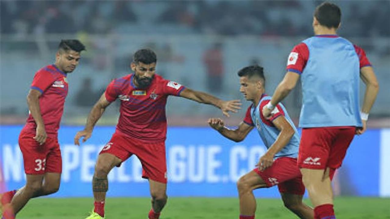 इंडियन सुपर लीग में कोलकाता और गोवा खिताब के दावेदार, जीतने वाली टीम बनाएगी यह खास रिकॉर्ड इंडियन सुपर लीग में कोलकाता और गोवा खिताब के दावेदार, जीतने वाली टीम बनाएगी यह खास रिकॉर्ड