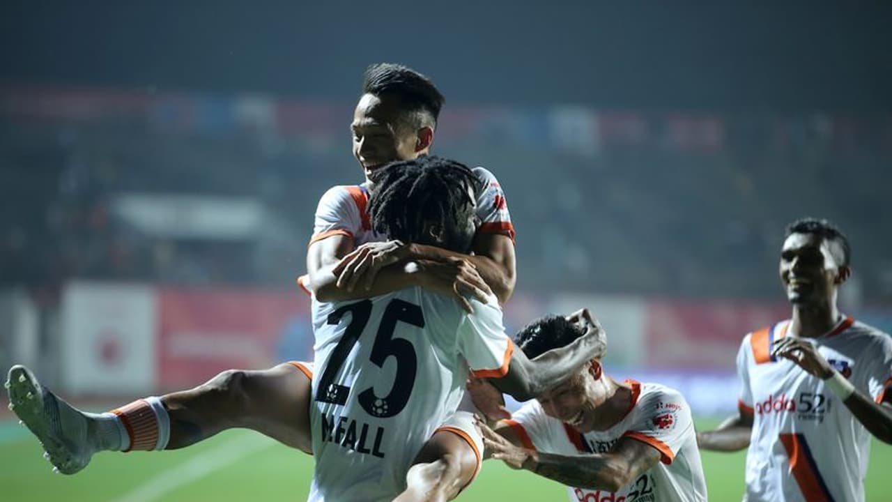 ഐഎസ്എല്: ജംഷഡ്പൂരിനെ തുരത്തി എഫ്സി ഗോവ ഗ്രൂപ്പ് ചാമ്പ്യന്മാര് ഐഎസ്എല്: ജംഷഡ്പൂരിനെ തുരത്തി എഫ്സി ഗോവ ഗ്രൂപ്പ് ചാമ്പ്യന്മാര്