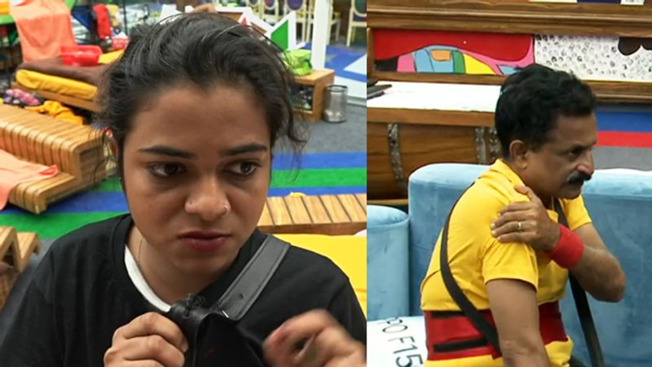 'വയസ്സായവരെ തൊടാന് പാടില്ലെങ്കില് മൂലയ്ക്കിരിക്കാന് പറയണം'; രജിത്തിനെക്കുറിച്ച് ബിഗ് ബോസിനോട് ജസ്ല 'വയസ്സായവരെ തൊടാന് പാടില്ലെങ്കില് മൂലയ്ക്കിരിക്കാന് പറയണം'; രജിത്തിനെക്കുറിച്ച് ബിഗ് ബോസിനോട് ജസ്ല