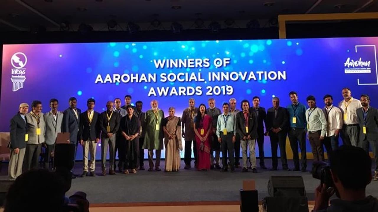 10 ಸಾಧಕರಿಗೆ ಇನ್ಫಿ ‘ಆರೋಹಣ’ ಪ್ರಶಸ್ತಿ: ಆವಿಷ್ಕಾರ ಪರಿಹಾರ ಶೋಧಿಸಿದವರಿಗೆ ಸನ್ಮಾನ