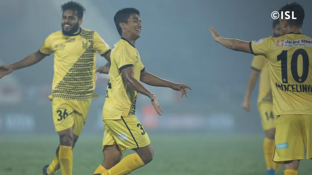 ಆಟಕ್ಕುಂಟು ಲೆಕ್ಕಕ್ಕಿಲ್ಲದ ಪಂದ್ಯದಲ್ಲಿ ಹೈದರಾಬಾದ್ಗೆ ಗೆಲುವು ಆಟಕ್ಕುಂಟು ಲೆಕ್ಕಕ್ಕಿಲ್ಲದ ಪಂದ್ಯದಲ್ಲಿ ಹೈದರಾಬಾದ್ಗೆ ಗೆಲುವು