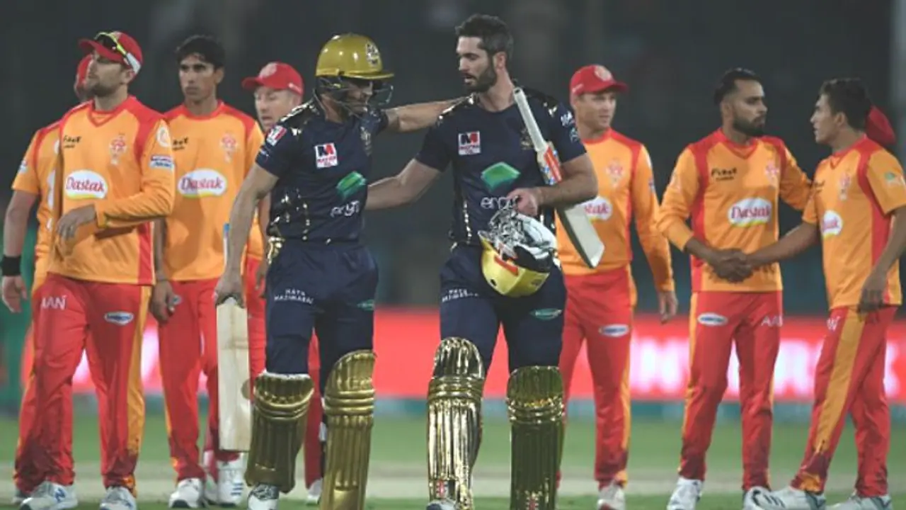 பாகிஸ்தான் சூப்பர் லீக்.. முதல் போட்டியில் அசத்திய 19 வயது ஃபாஸ்ட் பவுலர்.. வாட்சன் சொன்னது சரிதான் பாகிஸ்தான் சூப்பர் லீக்.. முதல் போட்டியில் அசத்திய 19 வயது ஃபாஸ்ட் பவுலர்.. வாட்சன் சொன்னது சரிதான்