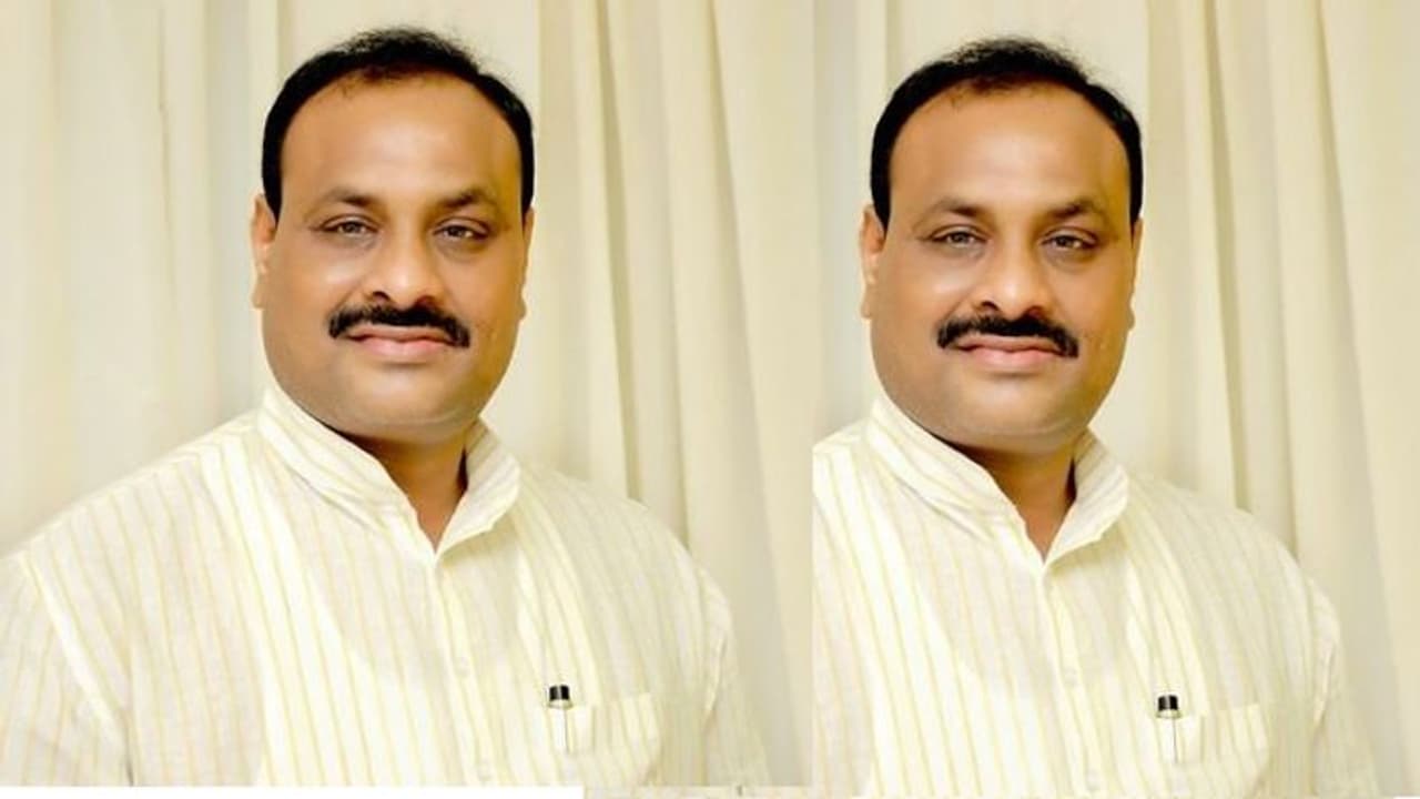 మోడీ ఆదేశాల మేరకే, విచారణ చేసుకోవచ్చు: ఈఎస్ఐ కుంభకోణంపై అచ్చెన్నాయుడు మోడీ ఆదేశాల మేరకే, విచారణ చేసుకోవచ్చు: ఈఎస్ఐ కుంభకోణంపై అచ్చెన్నాయుడు