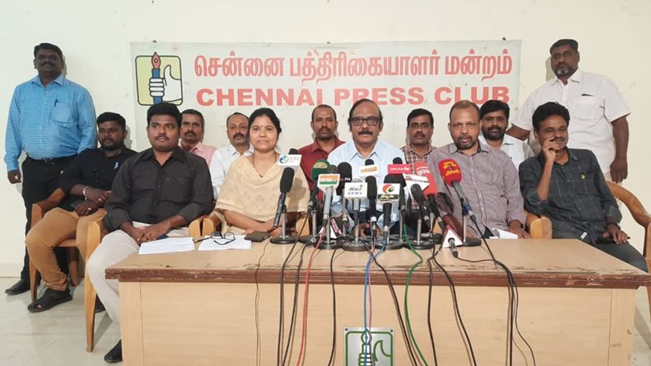 ஏழை எளிய மக்களின் மருத்துவத்தில் கை வைத்த மத்திய அரசு : கார்பரேட்டுடன் இணைந்து கொள்ளையடிக்க கொலைகார பிளான் ஏழை எளிய மக்களின் மருத்துவத்தில் கை வைத்த மத்திய அரசு : கார்பரேட்டுடன் இணைந்து கொள்ளையடிக்க கொலைகார பிளான்