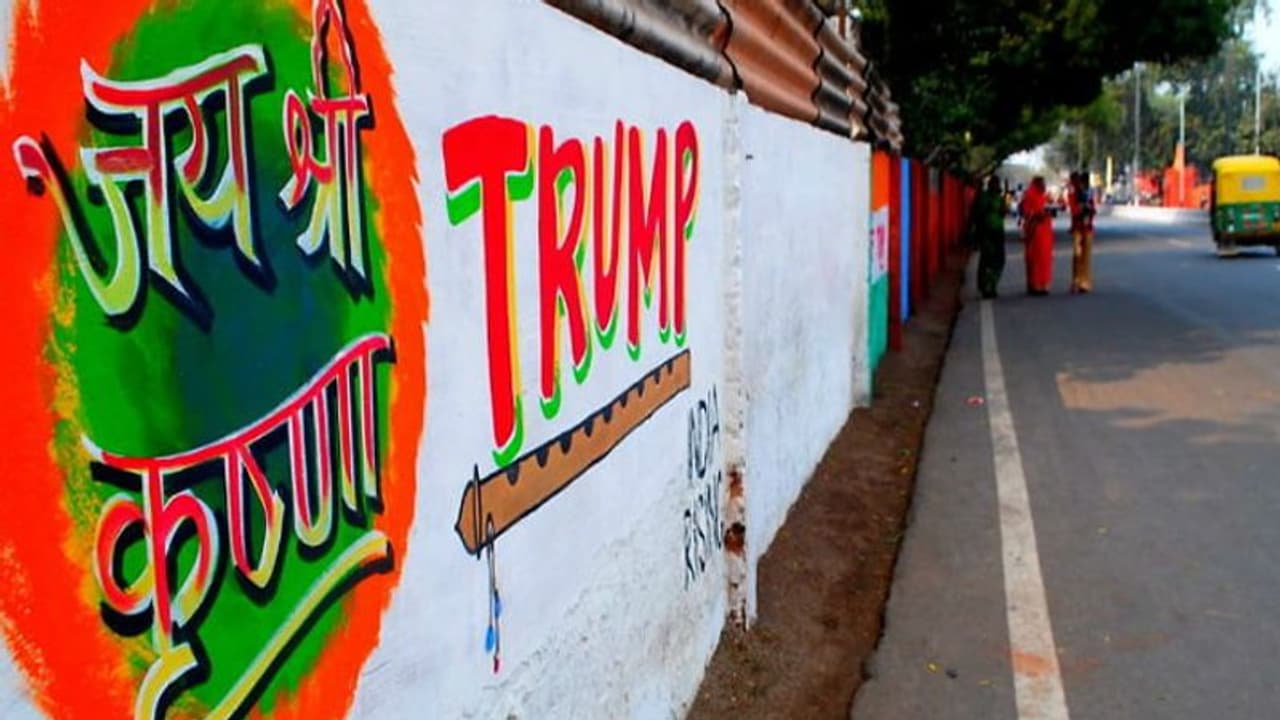 থাকছেন না মোদী, তাজমহলের শহরে পা রাখতেই ট্রাম্প হাতে পাবেন রূপোর চাবি থাকছেন না মোদী, তাজমহলের শহরে পা রাখতেই ট্রাম্প হাতে পাবেন রূপোর চাবি