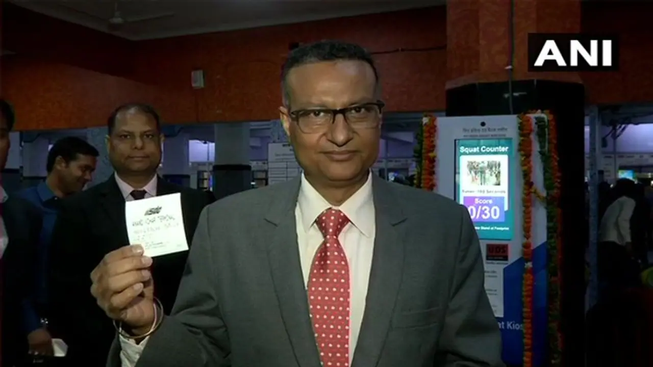 फिट इंडिया कैंपेन को प्रमोट करने के लिए भारतीय रेल की अनूठी पहल, 30 दंड बैठक के बदले मिल रहा फ्री टिकट फिट इंडिया कैंपेन को प्रमोट करने के लिए भारतीय रेल की अनूठी पहल, 30 दंड बैठक के बदले मिल रहा फ्री टिकट