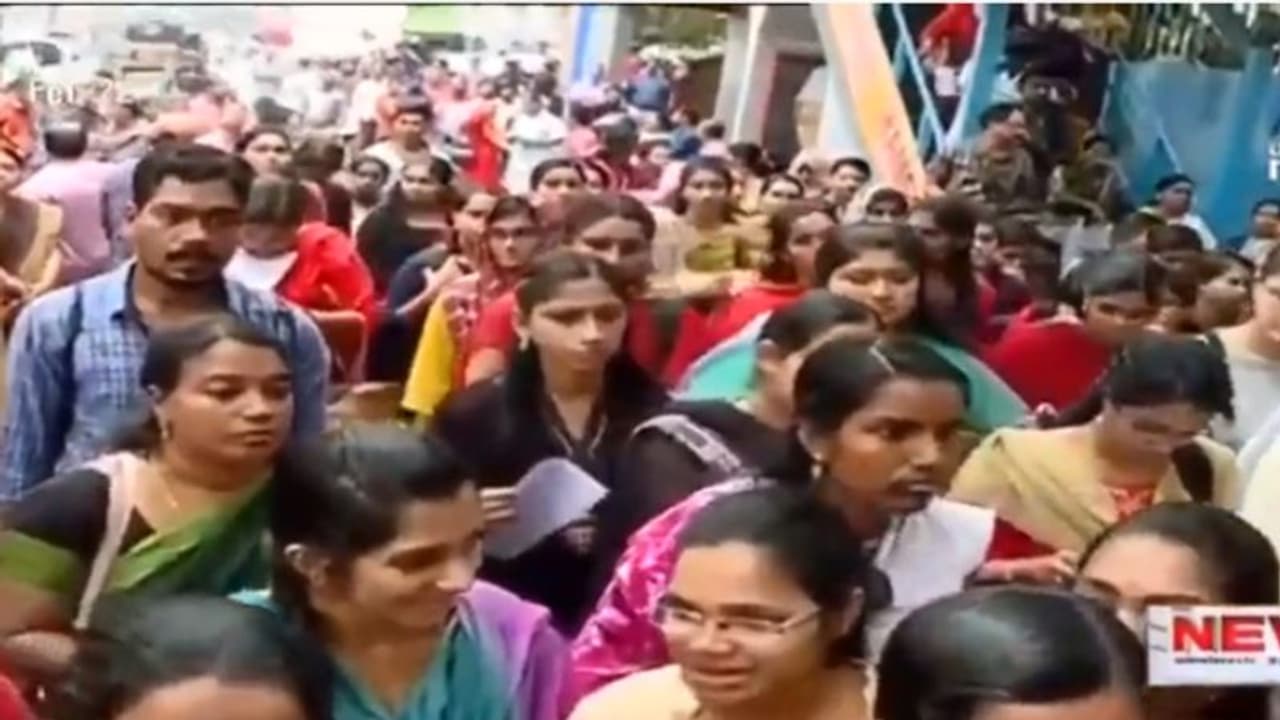 കെഎഎസ്: പ്രാഥമിക പരീക്ഷ തുടങ്ങി, രണ്ടാം ഘട്ടം ഉച്ചയ്ക്ക് ഒന്നരയ്ക്ക്