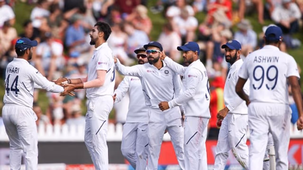 India vs New Zealand, 1st Test: Ishant takes 3 wickets; Kiwis lead by 51 runs on Day 2
