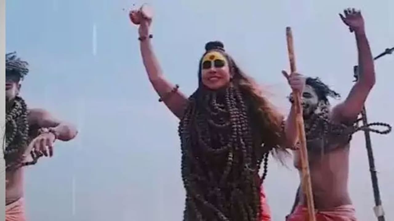 అఘోరీగా శ్రీరెడ్డి.. మండిపడుతున్న భక్తులు!