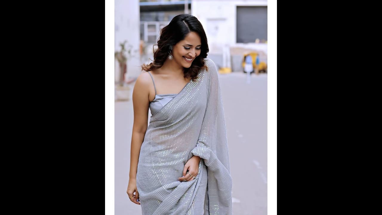 ‘దేవదాసి’గా అనసూయ!తోటి స్టార్స్ కు అసూయ