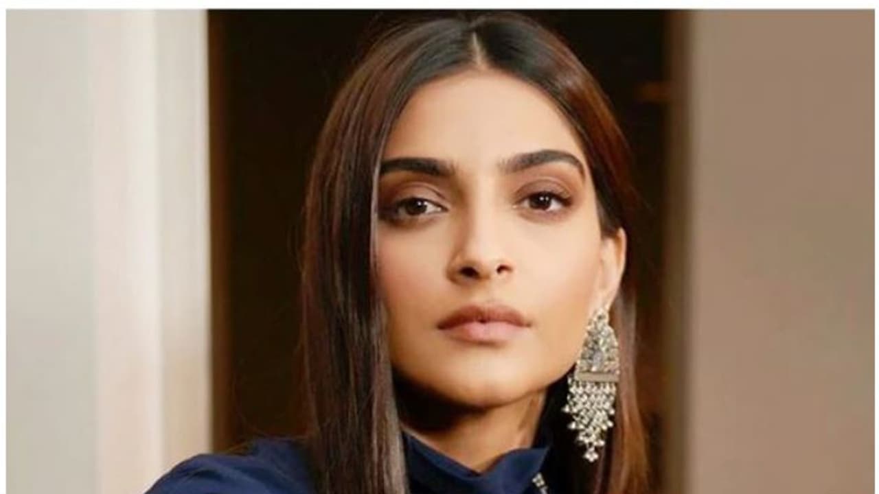 Coronavirus in India: Here's how Sonam Kapoor is protecting herself from COVID 19 Coronavirus in India: Here's how Sonam Kapoor is protecting herself from COVID 19