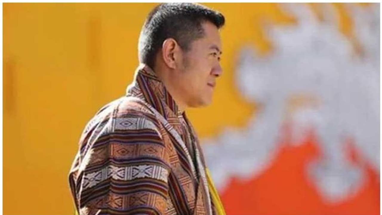 ജന്മദിന സമ്മാനമായി ഭൂട്ടാൻ പ്രധാനമന്ത്രി ജനങ്ങളോട് ആവശ്യപ്പെട്ടത്....