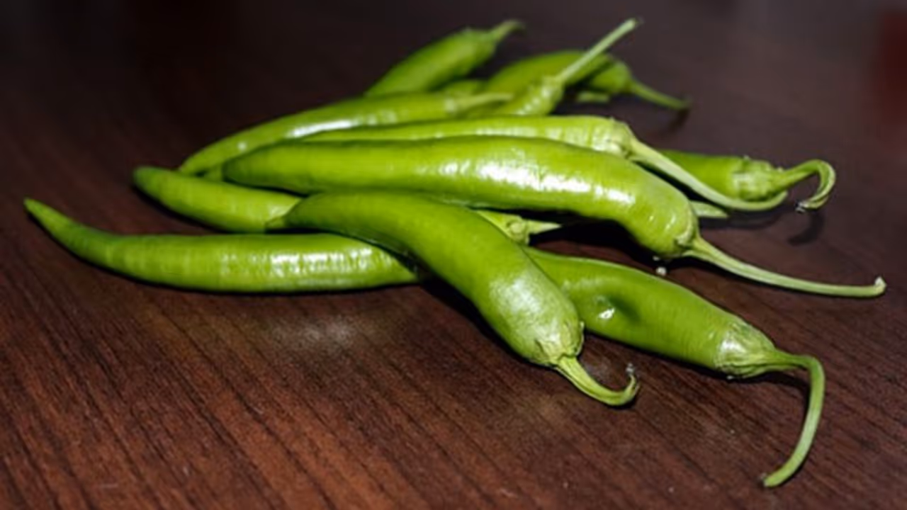 ভিটামিন সি আর অ্য়ান্টি অক্সিডেন্টে ভরপুর কাঁচালঙ্কা ক্য়ানসার প্রতিরোধ করে