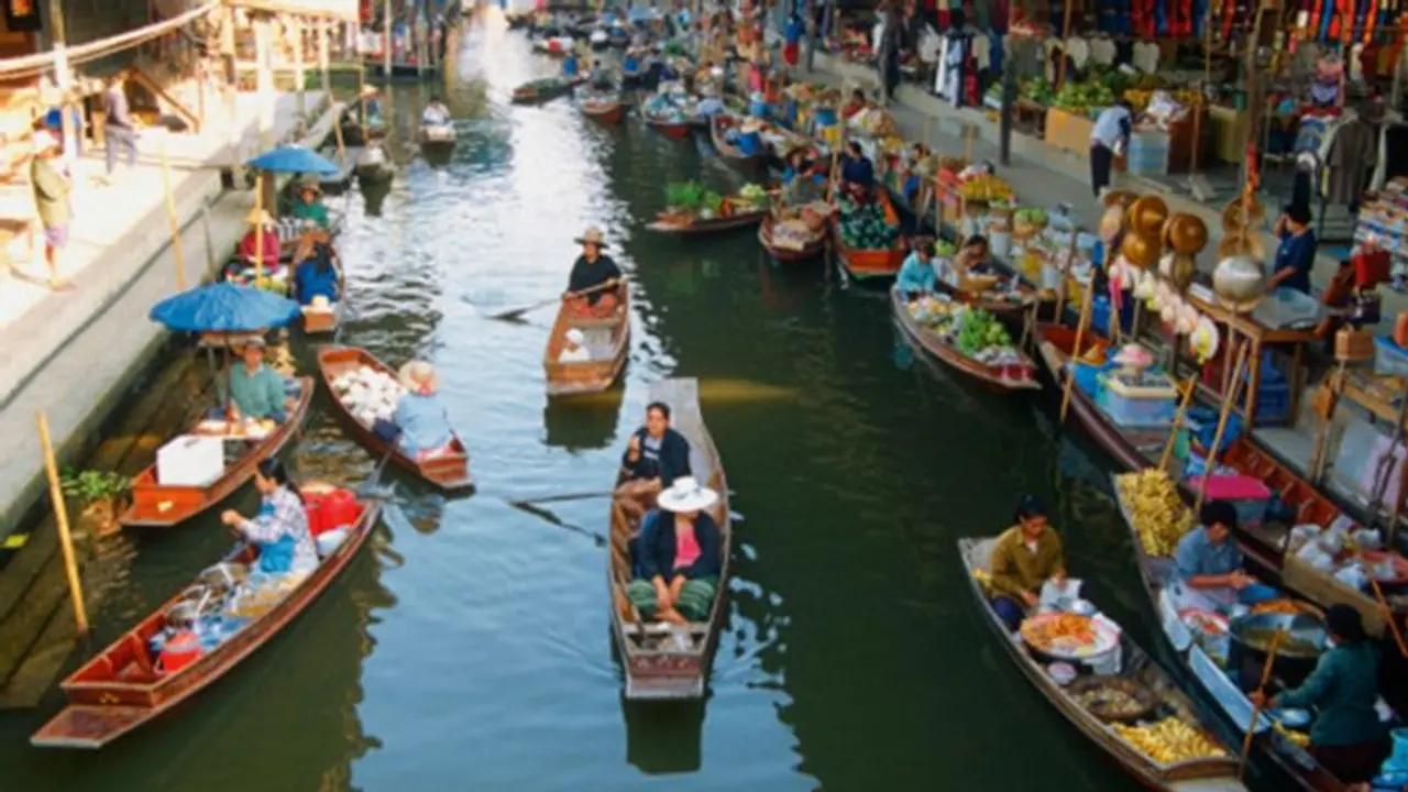 బ్యాకాంక్ ట్రిప్ కి ఇక గ్రీన్ సిగ్నల్..! బ్యాకాంక్ ట్రిప్ కి ఇక గ్రీన్ సిగ్నల్..!