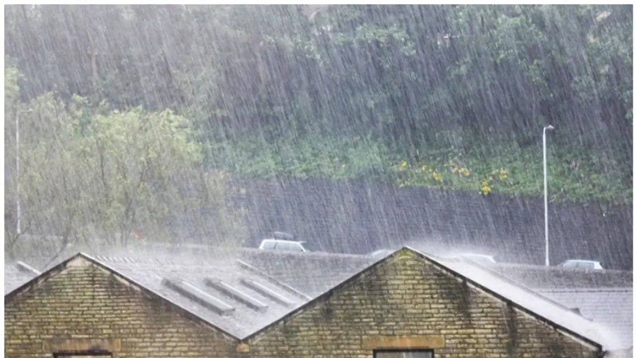 ಪುತ್ತೂರಲ್ಲಿ ಒಂದೂವರೆ ತಾಸು ನಿರಂತರ ಮಳೆ ಪುತ್ತೂರಲ್ಲಿ ಒಂದೂವರೆ ತಾಸು ನಿರಂತರ ಮಳೆ