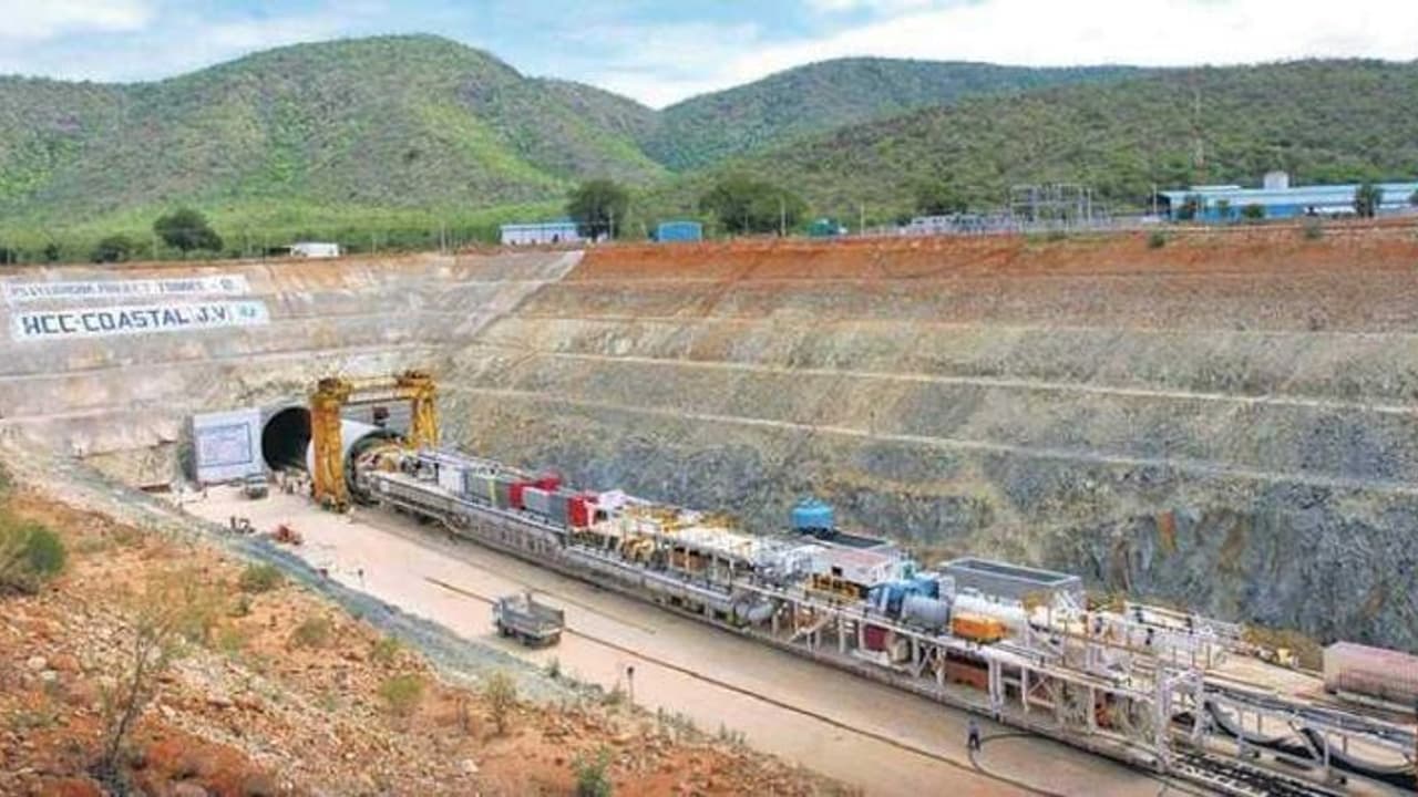 వెలిగొండ ప్రాజెక్ట్: ఫలించిన టీడీపీ ఎమ్మెల్యేల కృషి.. రంగంలోకి ఏపీ సర్కార్, కేంద్రానికి లేఖ