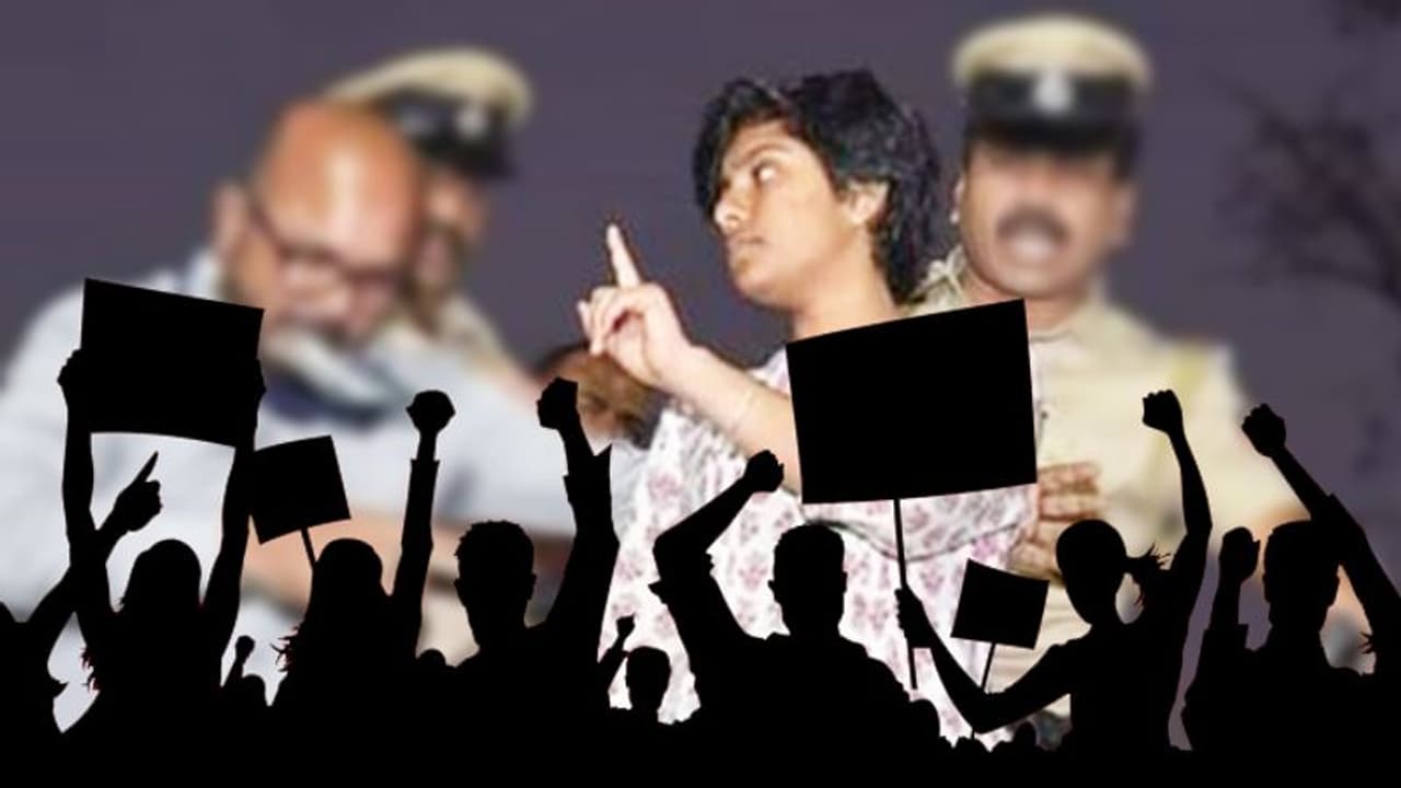 Sri Rama Sene members make boy urinate on poster of Amulya who shouted ‘Pakistan Zindabad’ Sri Rama Sene members make boy urinate on poster of Amulya who shouted ‘Pakistan Zindabad’