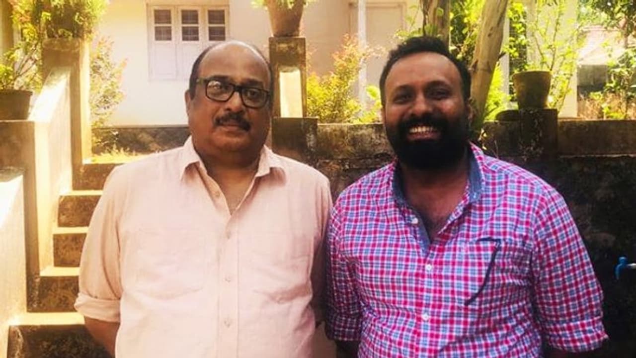 ഡെന്നീസ് ജോസഫിന്റെ തിരക്കഥയില് ഒമര് ലുലു ചിത്രം? സൂചനയുമായി സംവിധായകന് ഡെന്നീസ് ജോസഫിന്റെ തിരക്കഥയില് ഒമര് ലുലു ചിത്രം? സൂചനയുമായി സംവിധായകന്