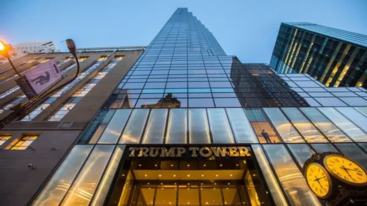 ഇന്ത്യയിൽ വൻ നിക്ഷേപം ലക്ഷ്യമിട്ട് ഡോണള്ഡ് ട്രംപ്; രാജ്യത്ത് കൂടുതൽ ട്രംപ് ടവറുകള് നിര്മിക്കും ഇന്ത്യയിൽ വൻ നിക്ഷേപം ലക്ഷ്യമിട്ട് ഡോണള്ഡ് ട്രംപ്; രാജ്യത്ത് കൂടുതൽ ട്രംപ് ടവറുകള് നിര്മിക്കും
