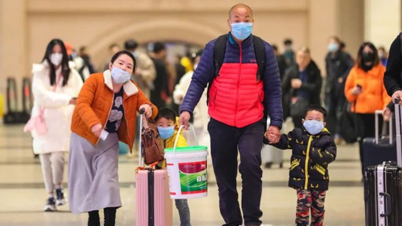 করোনাভাইরাসে একমাসেই ক্ষতি ৩৩ লক্ষ কোটি টাকা, ধসে যাবে না তো চিনের 'দৈত্যাকার অর্থনীতি' করোনাভাইরাসে একমাসেই ক্ষতি ৩৩ লক্ষ কোটি টাকা, ধসে যাবে না তো চিনের 'দৈত্যাকার অর্থনীতি'