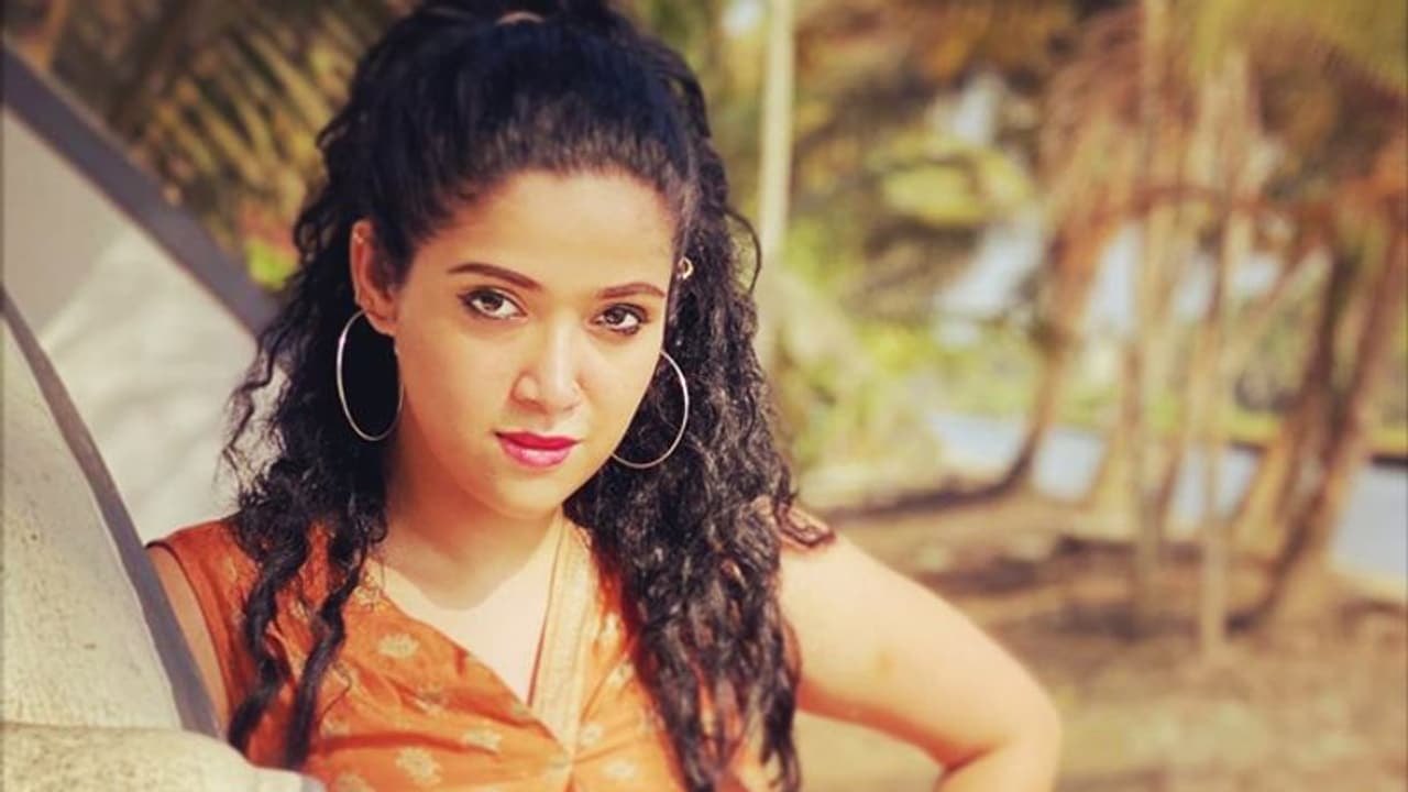 'വിളിച്ചാൽ ഇനിയും പോകും'; പുതിയ ബിഗ് ബോസ് എത്തുന്നതിന് മുമ്പ് അഭിരാമി പറയുന്നു 'വിളിച്ചാൽ ഇനിയും പോകും'; പുതിയ ബിഗ് ബോസ് എത്തുന്നതിന് മുമ്പ് അഭിരാമി പറയുന്നു