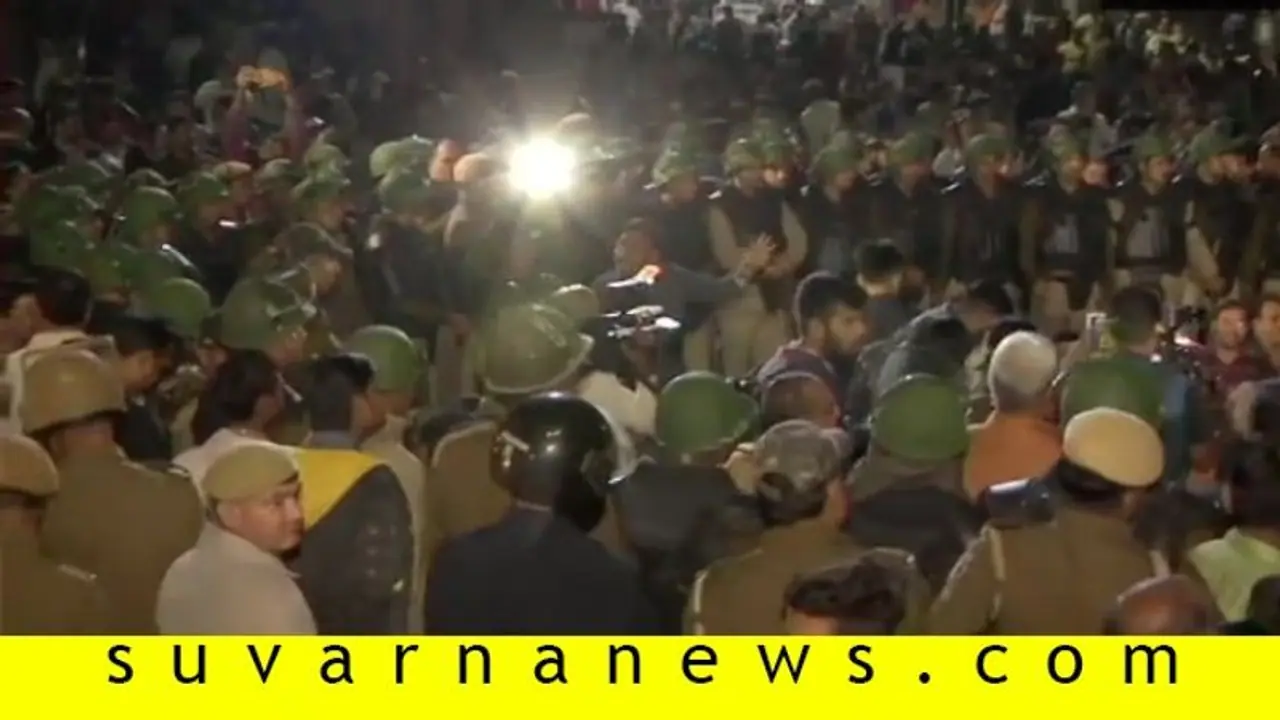 ದಿಲ್ಲಿ, ಅಲಿಗಢದಲ್ಲಿ ಮತ್ತೆ ಸಿಎಎ ಹಿಂಸಾಚಾರ!