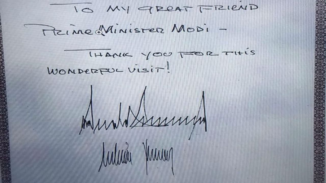 సబర్మతి ఆశ్రమం విజిటర్స్ బుక్ లో ట్రంప్ సంతకం ఇదే సబర్మతి ఆశ్రమం విజిటర్స్ బుక్ లో ట్రంప్ సంతకం ఇదే