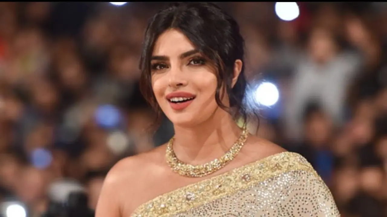 একটি পোস্টেই উপার্জন এক কোটিরও বেশি, বিরাটকে পিছনে ফেলে এগিয়ে প্রিয়ঙ্কা একটি পোস্টেই উপার্জন এক কোটিরও বেশি, বিরাটকে পিছনে ফেলে এগিয়ে প্রিয়ঙ্কা