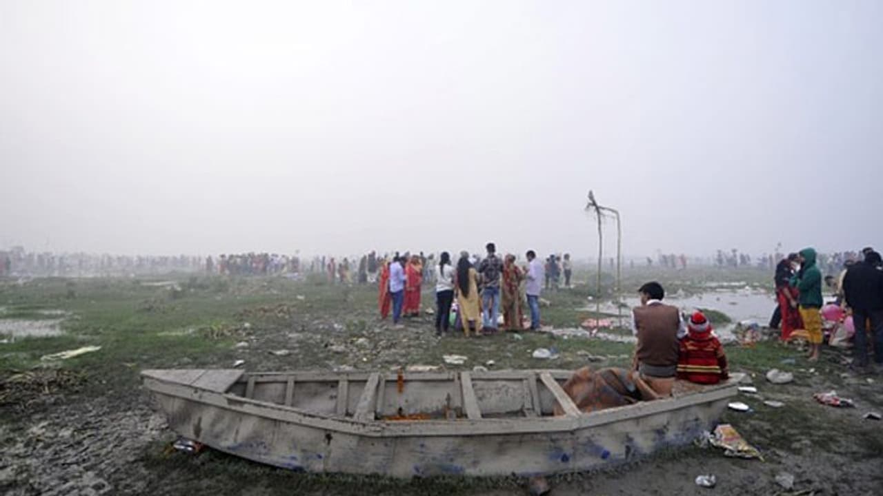 যমুনার জলে বিষ, সংস্কারের আশ্বাস আপ মন্ত্রীর