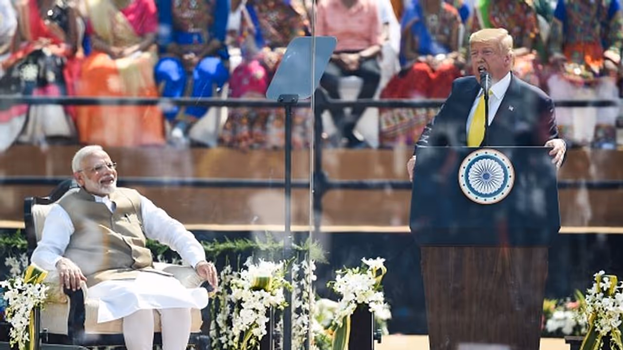 ಸಚಿನ್ ಹೆಸರು ಉಚ್ಚಾರಣೆಯಲ್ಲಿ ತಪ್ಪು; ಟ್ರಂಪ್ ಟೋಲ್ ಮಾಡಿದ ಐಸಿಸಿ ಸಚಿನ್ ಹೆಸರು ಉಚ್ಚಾರಣೆಯಲ್ಲಿ ತಪ್ಪು; ಟ್ರಂಪ್ ಟೋಲ್ ಮಾಡಿದ ಐಸಿಸಿ