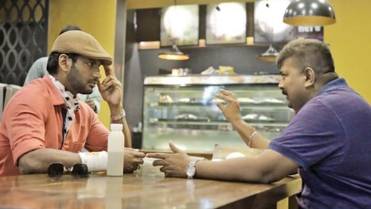 மிஷ்கினை கழட்டி விட்ட விஷால்! 'துப்பறிவாளன் 2 ' படத்தில் இயக்குனர் அவதாரம் எடுத்த நடிகர்! மிஷ்கினை கழட்டி விட்ட விஷால்! 'துப்பறிவாளன் 2 ' படத்தில் இயக்குனர் அவதாரம் எடுத்த நடிகர்!