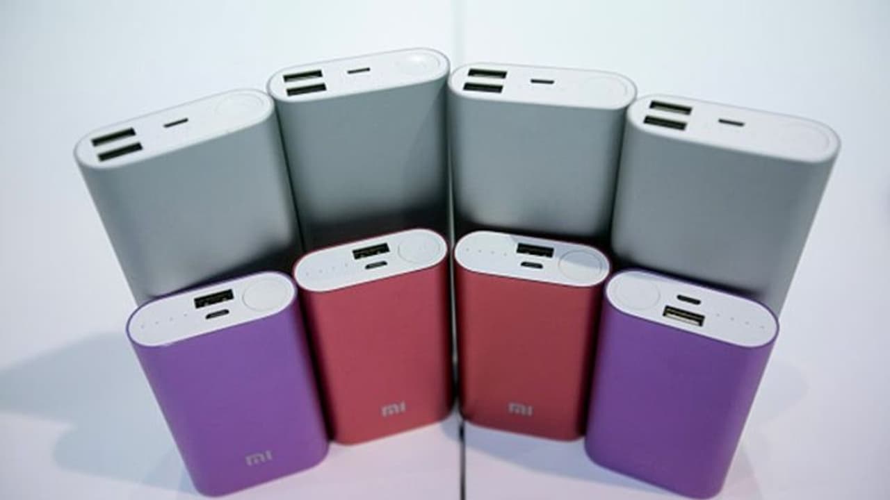 দু হাজার টাকার নীচে পাওয়ার ব্যাঙ্ক বেছে নিন কোনটা চান দু হাজার টাকার নীচে পাওয়ার ব্যাঙ্ক বেছে নিন কোনটা চান