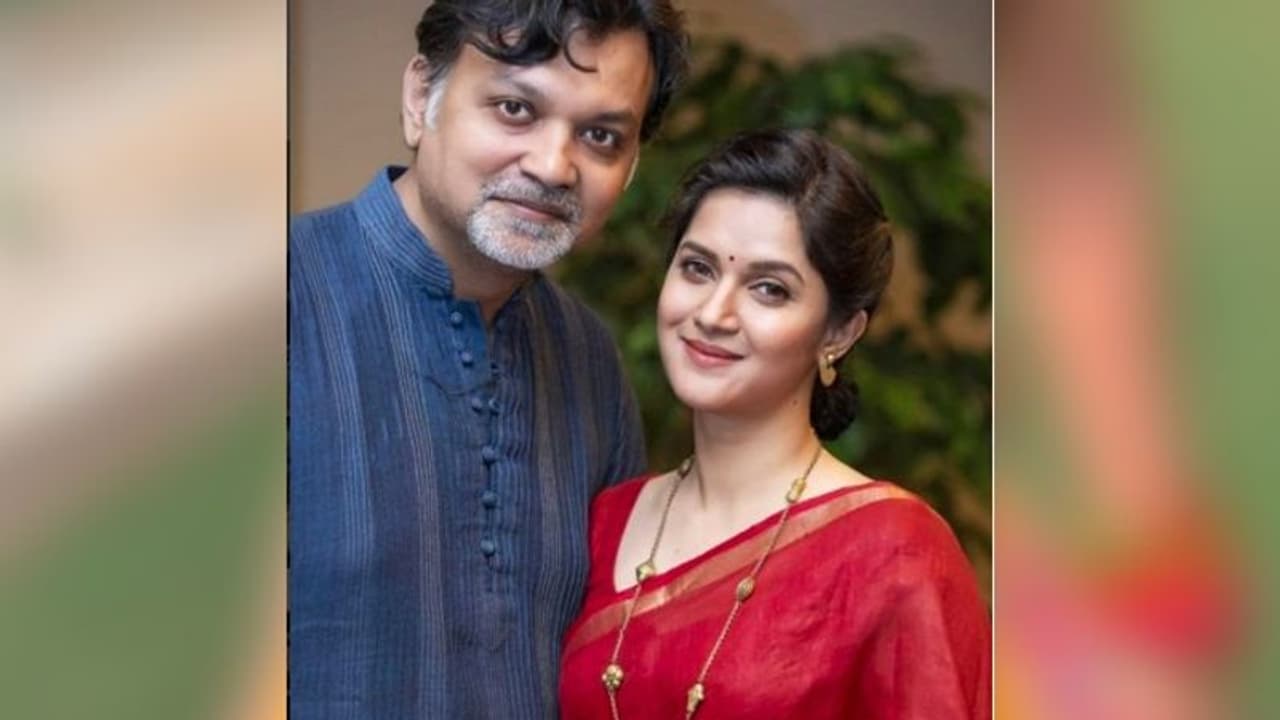 পদ্মাপাড়ে সৃজিত মিথিলা, লকডাউনে দুরন্ত গতিতে ভাইরাল হল ছবি পদ্মাপাড়ে সৃজিত মিথিলা, লকডাউনে দুরন্ত গতিতে ভাইরাল হল ছবি