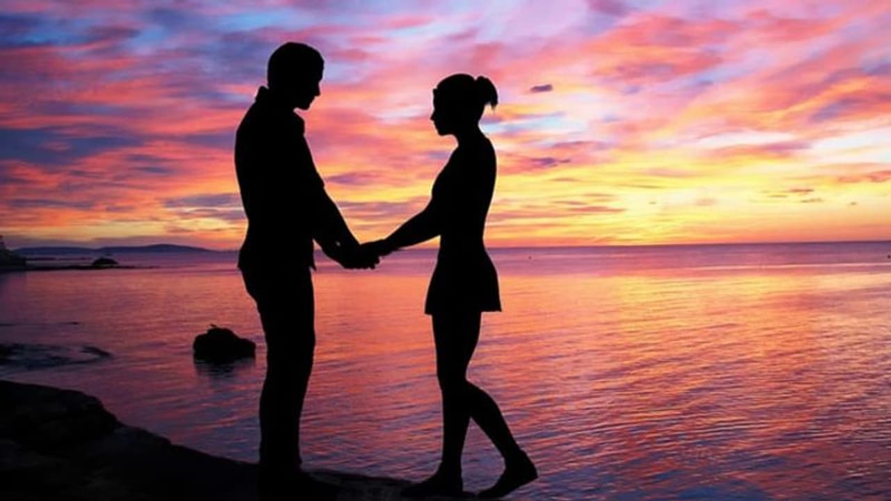 ಪ್ರೇಮಿಗಳಿಗೆ ಸಹಾಯ ಮಾಡಿದ್ದನೆಂದು ಯುವಕನ ಮೇಲೆ ಮಾರಣಾಂತಿಕ ಹಲ್ಲೆ ಪ್ರೇಮಿಗಳಿಗೆ ಸಹಾಯ ಮಾಡಿದ್ದನೆಂದು ಯುವಕನ ಮೇಲೆ ಮಾರಣಾಂತಿಕ ಹಲ್ಲೆ