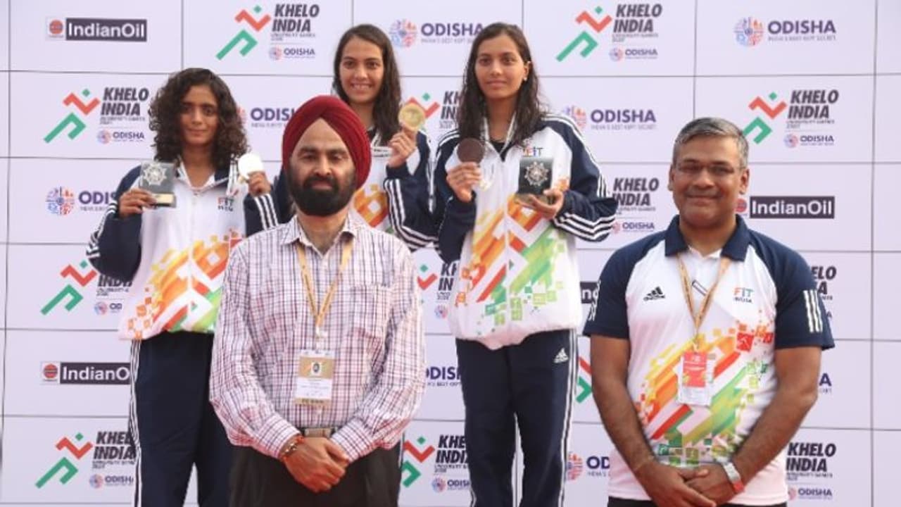 Khelo India University Games: Mumbai’s twin sisters win 4 swimming medals Khelo India University Games: Mumbai’s twin sisters win 4 swimming medals