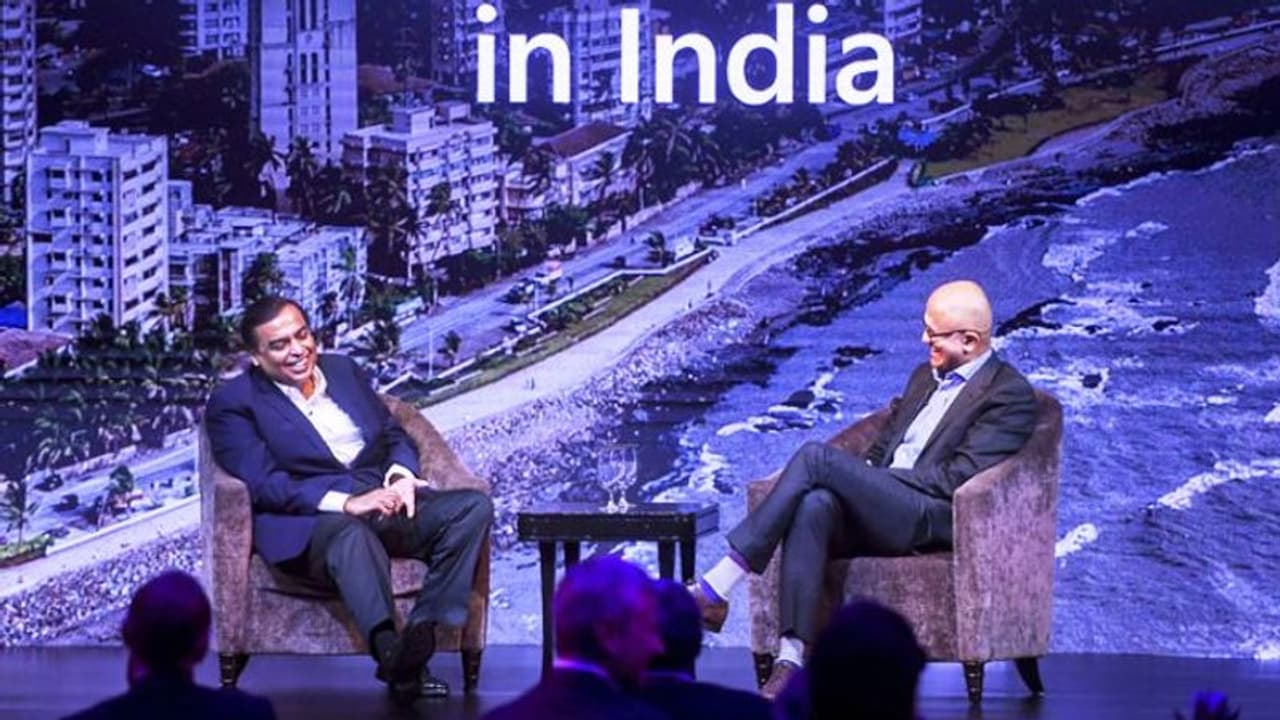 ఈ దశాబ్ది రిలయన్స్ మైక్రోసాఫ్ట్దే: ముకేశ్ అంబానీ ఈ దశాబ్ది రిలయన్స్ మైక్రోసాఫ్ట్దే: ముకేశ్ అంబానీ