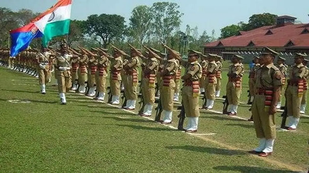 Police Recruitment: कांस्टेबल और SI पदों के लिए बंपर भर्ती, 10 दिसंबर से ऐसे कर सकते हैं अप्लाई