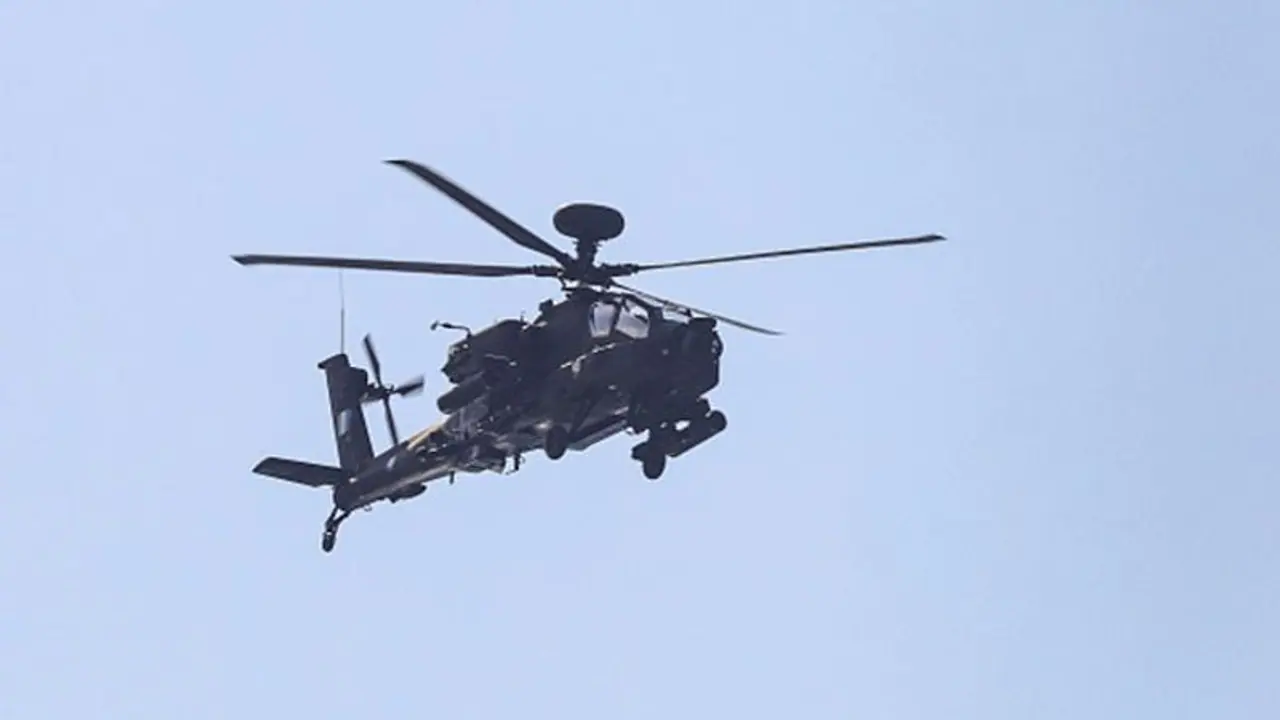 ಹಾರಾಡುವ ಹೆಲಿಕಾಪ್ಟರ್ನಲ್ಲಿ ಸೈನಿಕರ ರತಿಕ್ರೀಡೆ: ಕಾಕ್ಪಿಟ್ನಲ್ಲಿ ಯೋಧರ ಎಡವಟ್ಟು! ಹಾರಾಡುವ ಹೆಲಿಕಾಪ್ಟರ್ನಲ್ಲಿ ಸೈನಿಕರ ರತಿಕ್ರೀಡೆ: ಕಾಕ್ಪಿಟ್ನಲ್ಲಿ ಯೋಧರ ಎಡವಟ್ಟು!