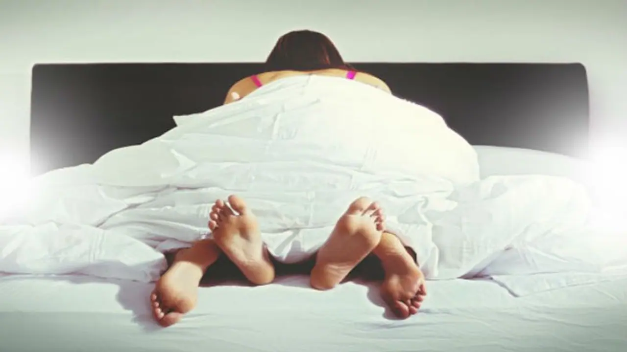 আপনার সন্তান কি মিথুন, তাহলে অল্প বয়সেই যৌন সম্পর্কে জড়াতে পারে আপনার সন্তান কি মিথুন, তাহলে অল্প বয়সেই যৌন সম্পর্কে জড়াতে পারে