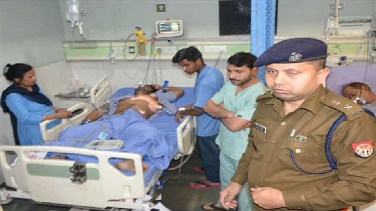 भाई बहन को गोली मारने के बाद तमंचा लेकर पुलिस स्टेशन पहुंचा पड़ोसी, हैरान रह गई पुलिस भाई बहन को गोली मारने के बाद तमंचा लेकर पुलिस स्टेशन पहुंचा पड़ोसी, हैरान रह गई पुलिस