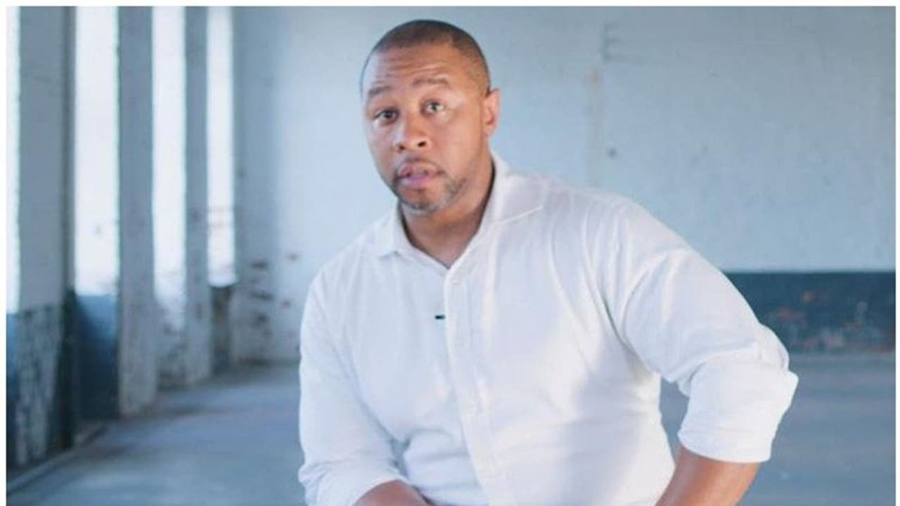 ചെയ്യാത്ത കുറ്റത്തിന് 28 വര്ഷം തടവു വിധിച്ച അതേ കോടതിയില് അയാളെത്തി, അഭിഭാഷകനായി... ചെയ്യാത്ത കുറ്റത്തിന് 28 വര്ഷം തടവു വിധിച്ച അതേ കോടതിയില് അയാളെത്തി, അഭിഭാഷകനായി...