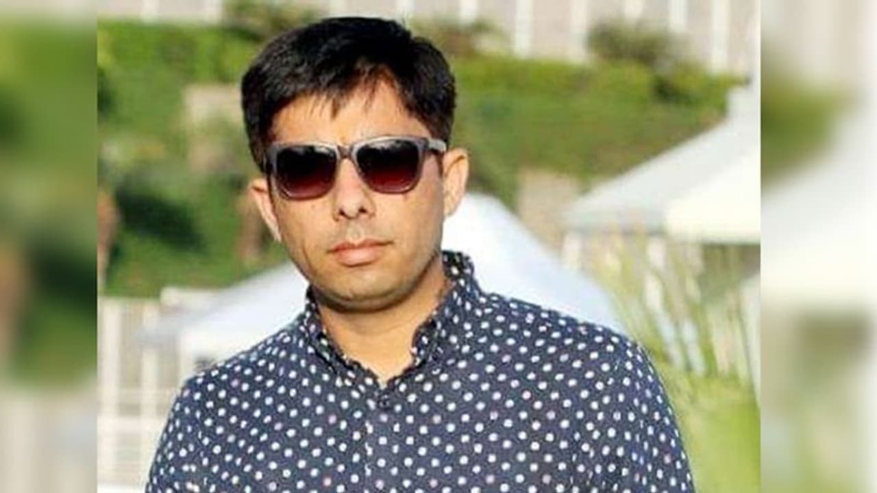 विदेश जाने का ख्वाब टूटा..तो लिखा आखिरी खत, 6 महीने से चक्कर काटते हुए थक चुका है.. विदेश जाने का ख्वाब टूटा..तो लिखा आखिरी खत, 6 महीने से चक्कर काटते हुए थक चुका है..