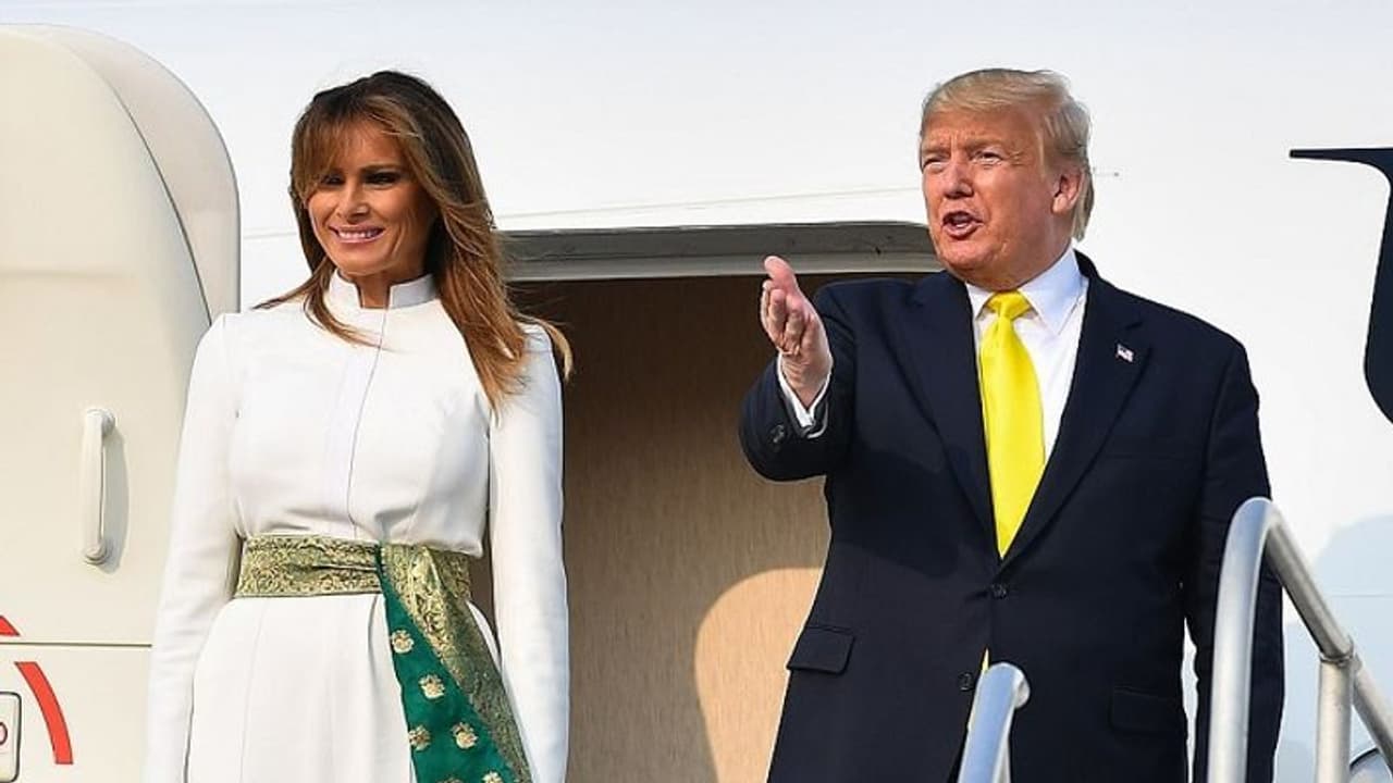 డొనాల్డ్ ట్రంప్, మెలానియా ట్రంప్ కు కరోనా పాజిటివ్ డొనాల్డ్ ట్రంప్, మెలానియా ట్రంప్ కు కరోనా పాజిటివ్