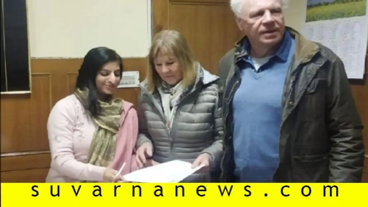 ಶಿಮ್ಲಾಗೆ ಬಂದ ವಿದೇಶಿ ಮಹಿಳೆಗೆ ಸಿಕ್ತು ಸ್ಪೆಷಲ್ ಗಿಫ್ಟ್..! ಕಣ್ಣೀರಾದ್ಲು ಇಂಗ್ಲೆಂಡ್ ಮಹಿಳೆ ಶಿಮ್ಲಾಗೆ ಬಂದ ವಿದೇಶಿ ಮಹಿಳೆಗೆ ಸಿಕ್ತು ಸ್ಪೆಷಲ್ ಗಿಫ್ಟ್..! ಕಣ್ಣೀರಾದ್ಲು ಇಂಗ್ಲೆಂಡ್ ಮಹಿಳೆ