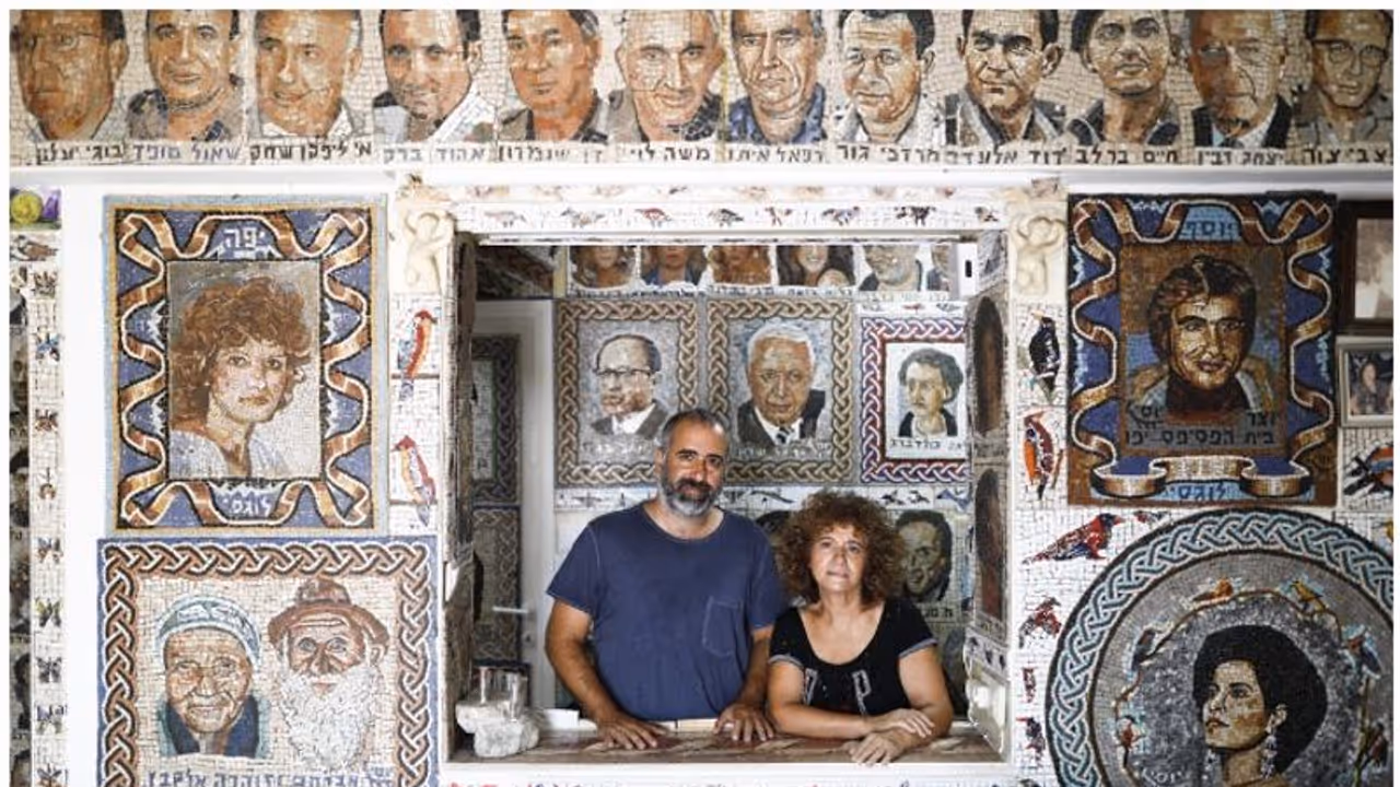 മരണത്തിന് തൊട്ടുമുമ്പ് അയാള് പൂര്ത്തിയാക്കിയത് ട്രംപിന്റെ മൊസൈക്ക് ചിത്രം! മരണത്തിന് തൊട്ടുമുമ്പ് അയാള് പൂര്ത്തിയാക്കിയത് ട്രംപിന്റെ മൊസൈക്ക് ചിത്രം!